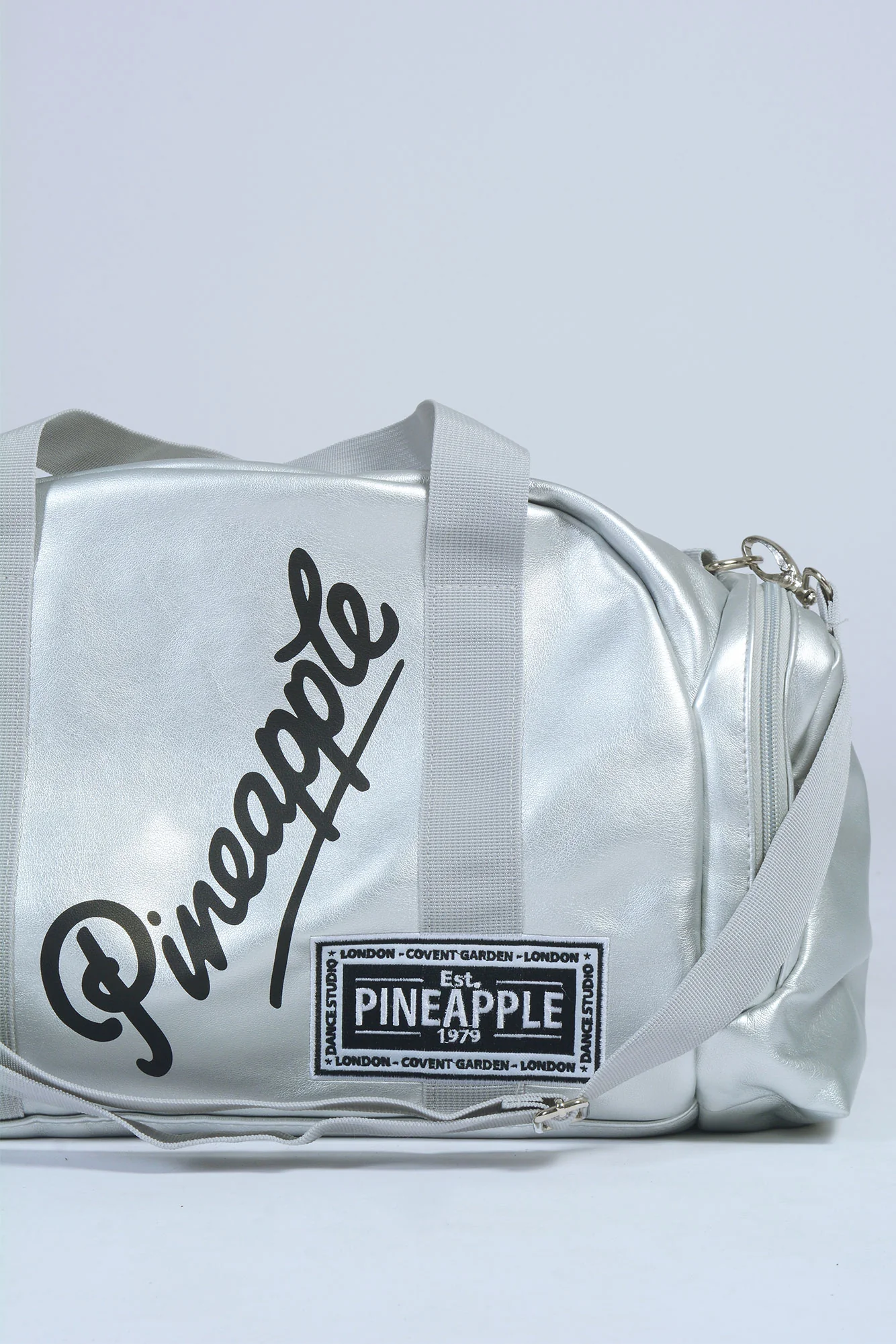 Holdall Travel Kit Bag - Image 3