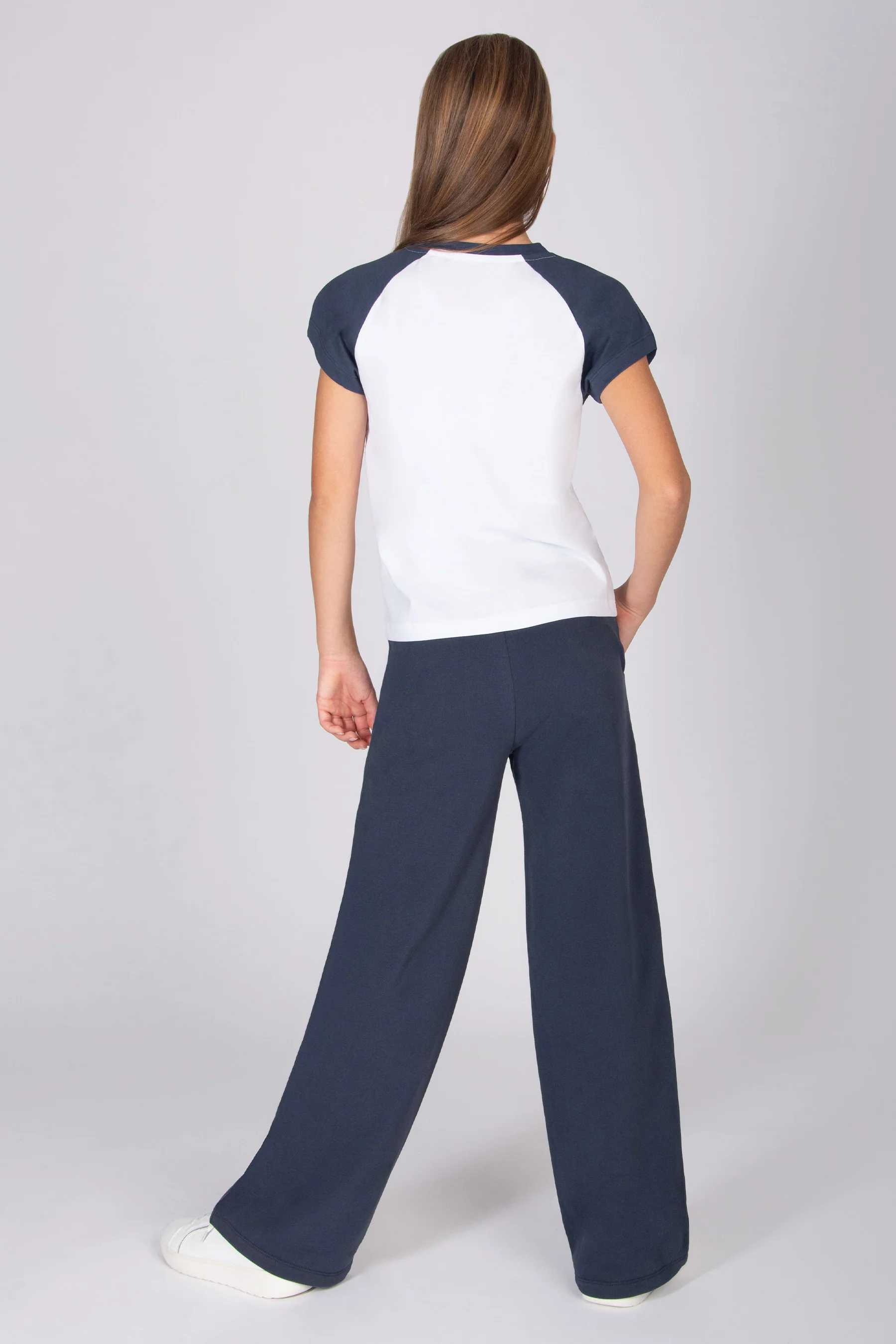 Raglan T-Shirt - Image 4