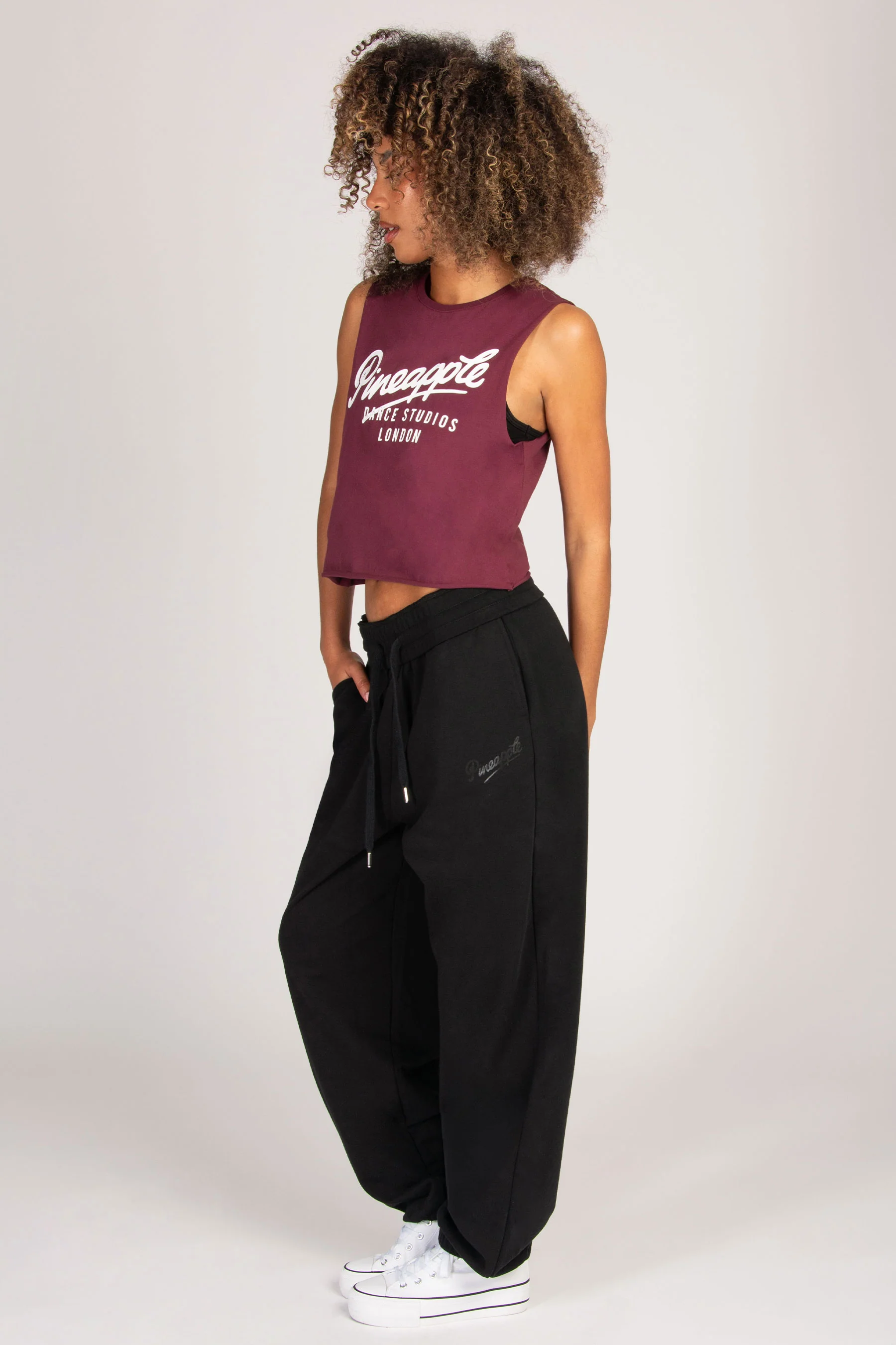 Sleeveless Crop T-Shirt - Image 4